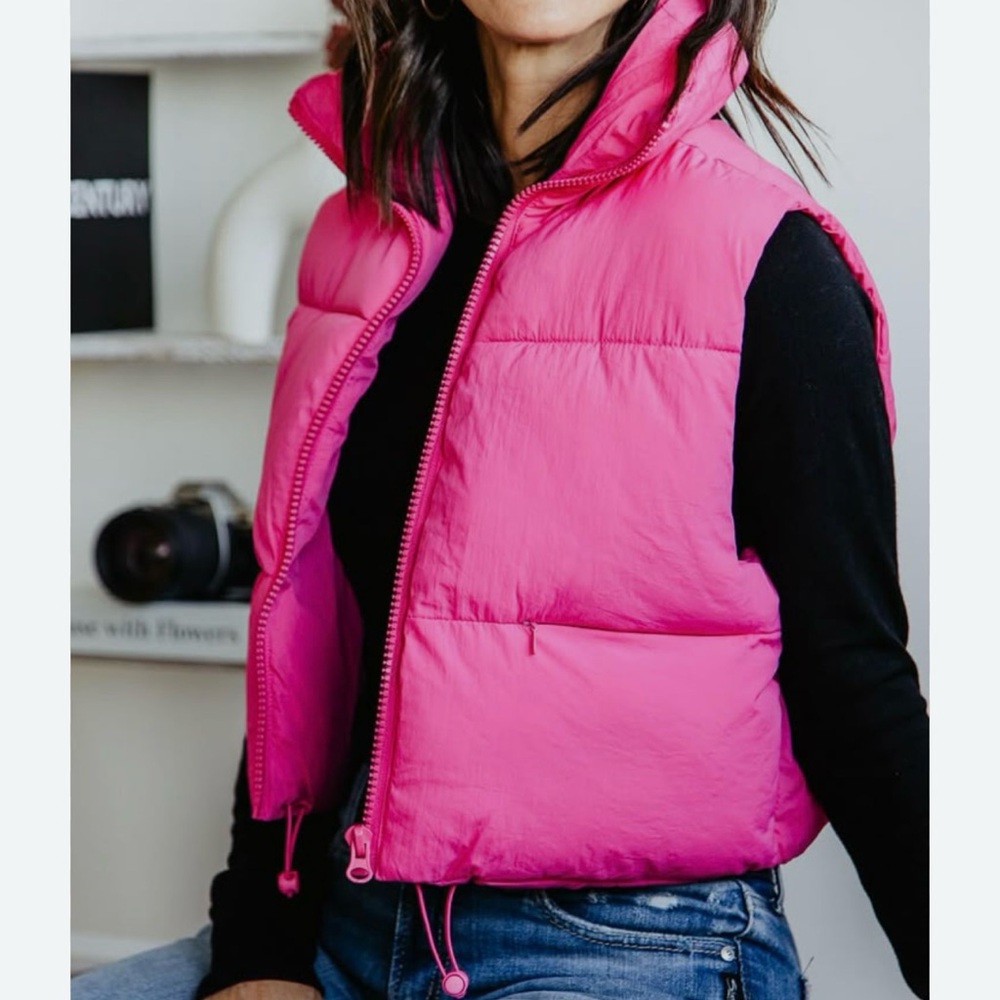 Simply Southern Women’s Hot Pink Cropped Puffer Vest Size M/L Medium Large